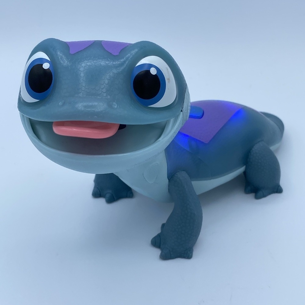 Disney Frozen 2 Fire Spirit's Snowy Snack Salamander Lights- missing snowflakes